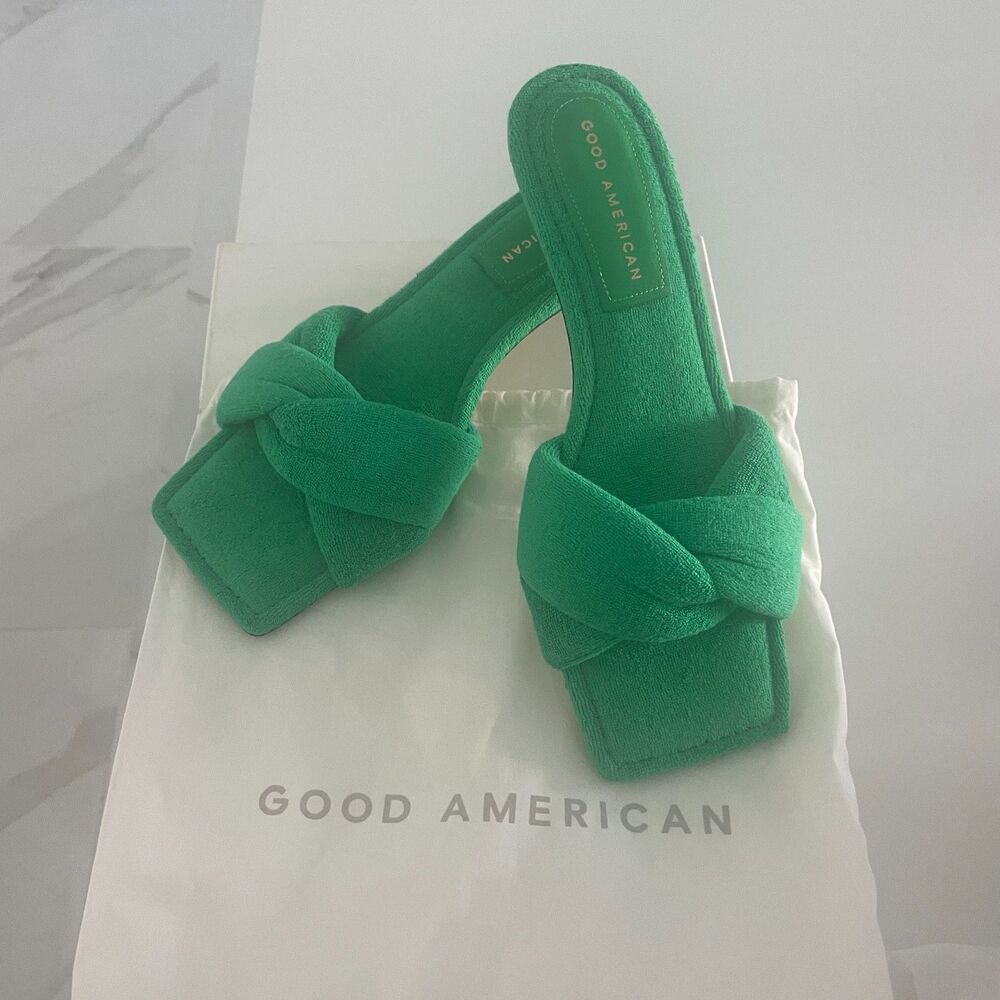 GOOD AMERICAN Terry Kickstand Mules Heel Shoes – Kelly Green – Size 8 – NIB